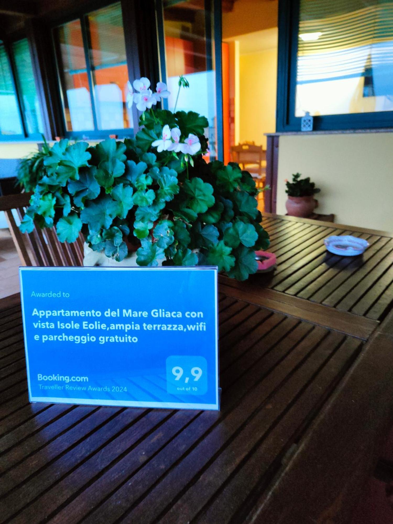 פיראינו "Appartamento Del Mare Gliaca" Con Vista Isole Eolie,Ampia Terrazza,Wifi E Parcheggio Privato Gratuito מראה חיצוני תמונה