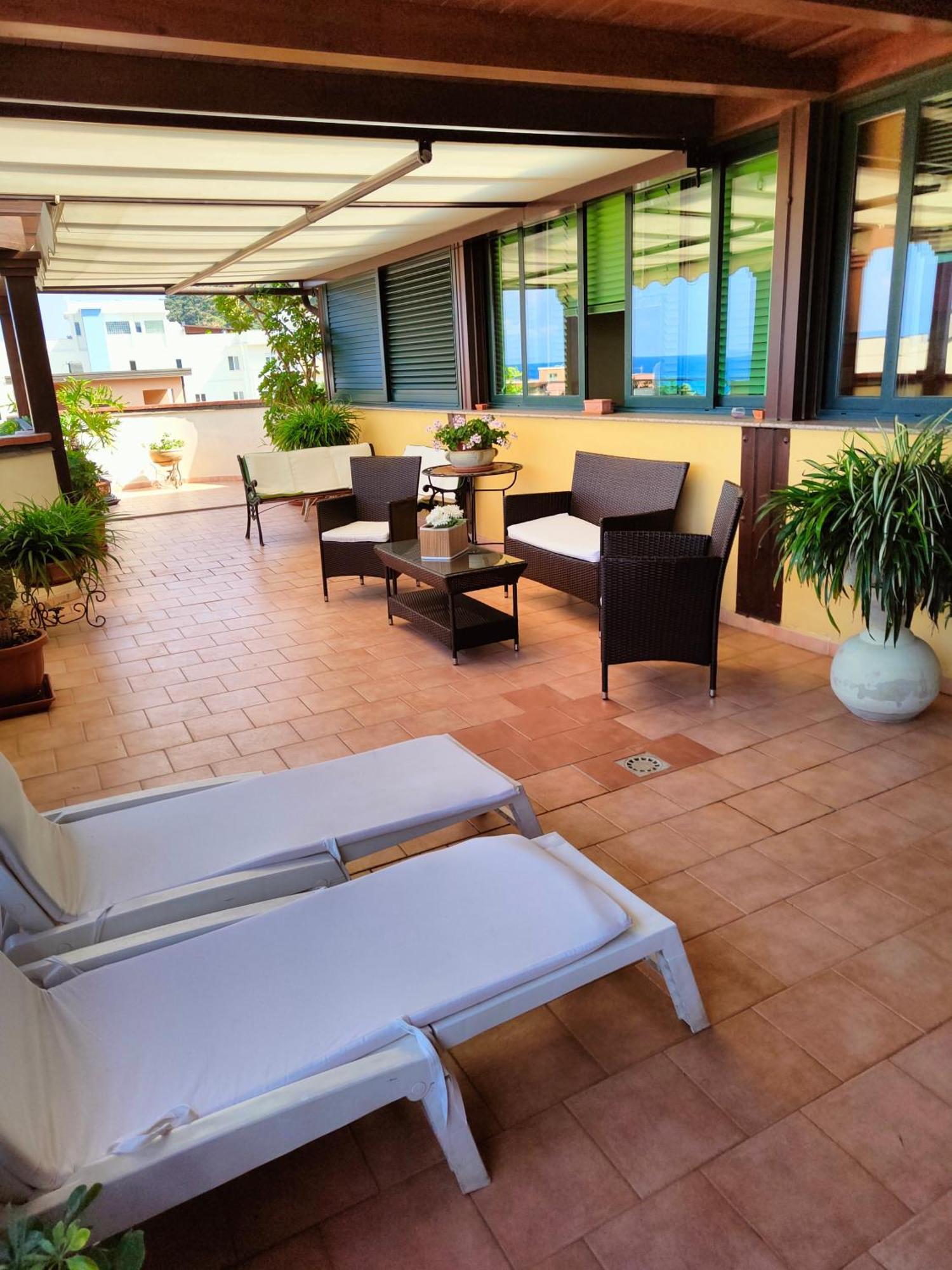 פיראינו "Appartamento Del Mare Gliaca" Con Vista Isole Eolie,Ampia Terrazza,Wifi E Parcheggio Privato Gratuito מראה חיצוני תמונה